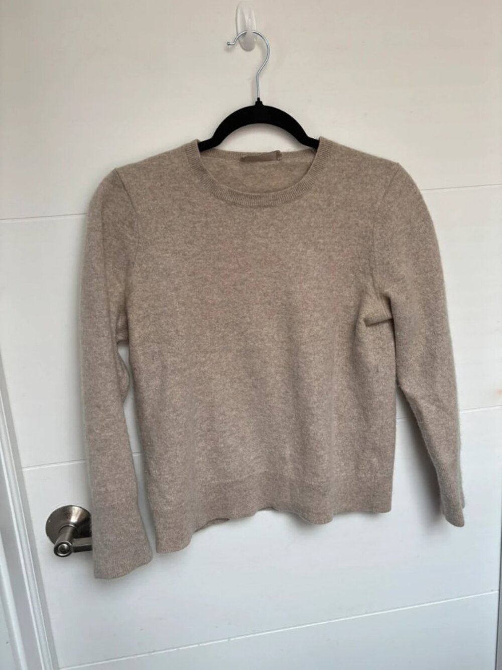 Beige Knit Crewneck Sweater with Long Sleeves, Women’s Size M